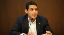 José Manuel Olivares: Gobierno niega donación de medicinas p...