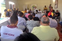 Juan Pablo Guanipa: Ganaderos del municipio Colón reciben pr...