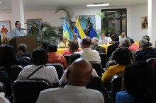 Juan Pablo Guanipa recibe anteproyecto de ley para desarroll...