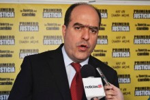 Julio Borges aseguró que el contrabando es síntoma y no enfe...
