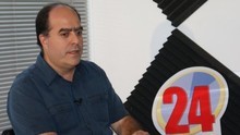 Para Julio Borges el gobierno “no da señal” de establecer un...