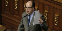 Julio Borges: La Ley de Producción Nacional es la única prop...
