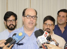 Julio Borges: Nosotros estamos trabajando en unidad por dife...