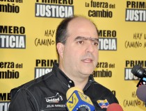 Julio Borges: “Ahorita la gente paga y no es dueña”