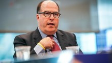 Julio Borges denunció que el régimen de Maduro lleva a las m...