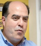 Julio Borges a La Razón de España: "Maduro intentará mo...