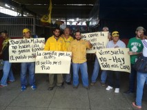 Primero Justicia Sucre hizo su viernes amarillo en el Mercad...