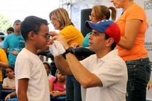 Cerca de 4 mil lentes ha entregado Gobierno de Miranda a est...