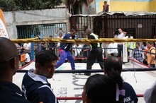 Alcaldía de Sucre homenajeó a joven boxeador de Petare