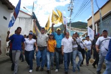 Manuel Aguilar y Rebeca Zambrano cerraron campaña en el muni...