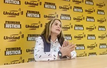 María Beatriz Martínez para LGA: Pareciera que Henrique Capr...