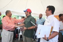 Más de mil mirandinos beneficiados con microcréditos en 2014