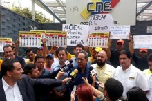 Carabobo exigió al CNE que se fije fecha para las parlamenta...