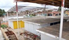 Entre ruinas y maleza permanecen cuatro obras municipales en...