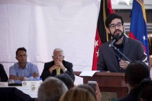 Miguel Pizarro: “Cambiar es que seamos dueños de nuestro fut...