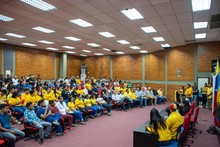 300 jóvenes zulianos se incorporan a las filas del partido P...