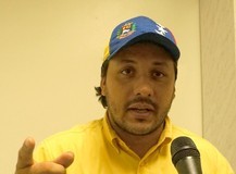 Rafael Parra: "Es un robo costo del pasaje en Simón Pla...