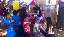 Jóvenes de Primero Justicia Falcón llevaron regalos a niños ...