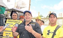 Justicieros protestaron para exigir inicio de obras