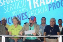 Capriles: "Nosotros no queremos un golpe de Estado&quot...