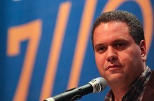 Armando Briquet: Sin brújula