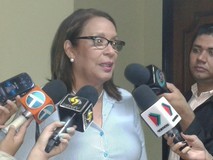 Sagrario Pérez: Nicolás es pura cháchara
