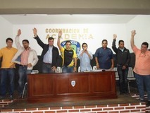 Concejales del municipio Sucre atendieron problema de la bas...