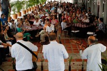 Abuelos de Chacao disfrutan actividades culturales en mes de...