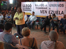 El país exige que la Unidad Democrática se convierta en una ...