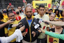 Primero Justicia junto a los venezolanos le sacan tarjeta Ro...